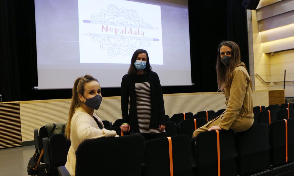 Presentación en  el auditorio de la ONG Nepaldala