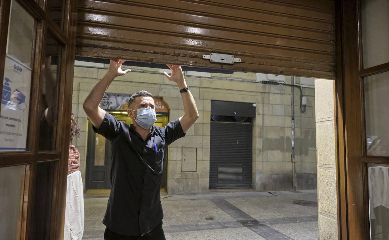 Coronavirus Gipuzkoa: ¿Qué queda restringido en los municipios en zona roja?