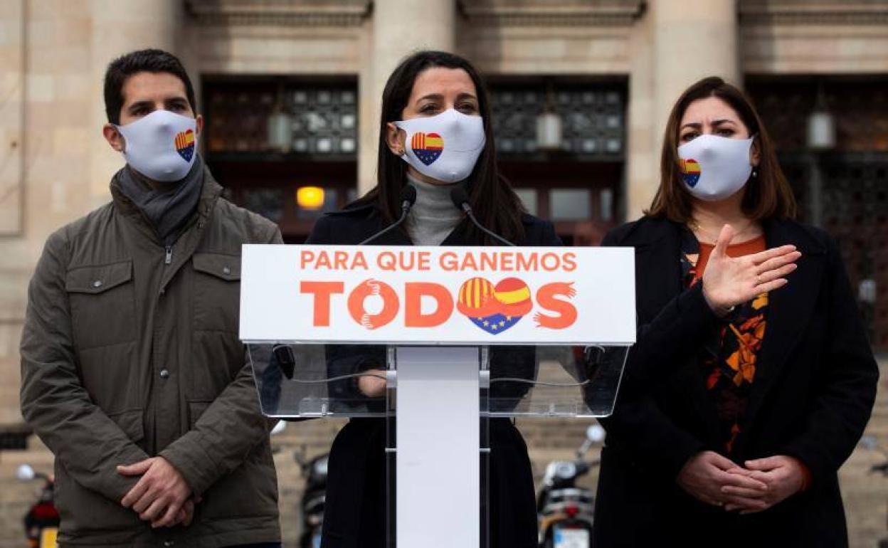 Inés Arrimadas, en un acto electoral el pasado vienres en Cataluña.