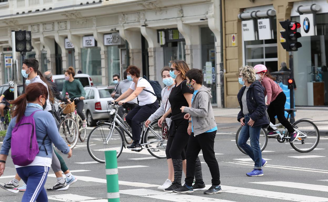 Euskadi detecta errores en el etiquetado del 69% de las mascarillas a la venta y en el 100% de las 'online'