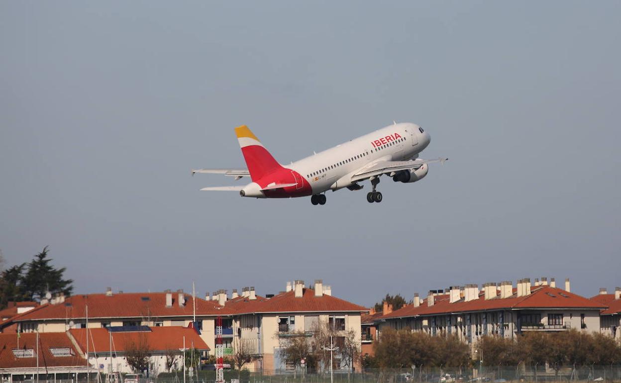 Ortzibia afirma que Iberia mantendrá los vuelos diarios que había desprogramado