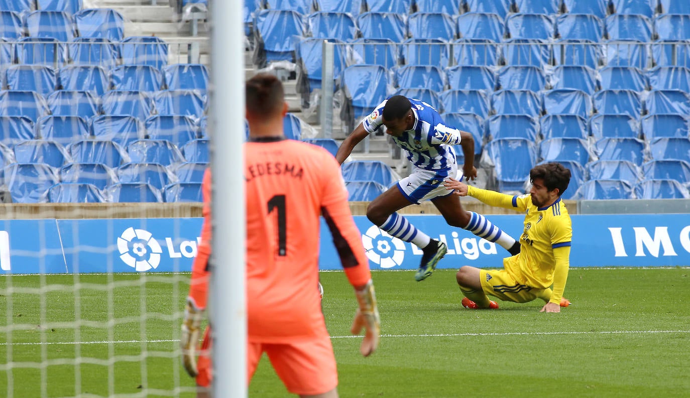 Fotos: Las mejores imágenes del Real-Cádiz
