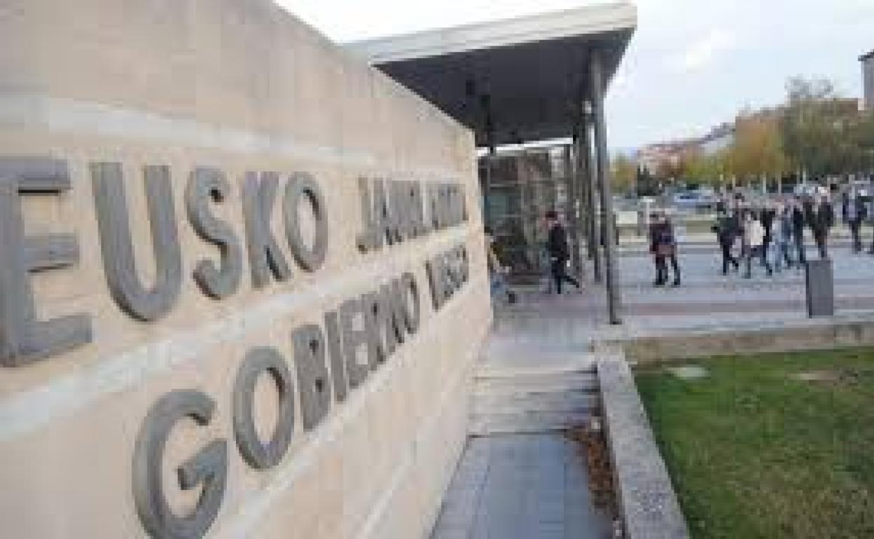 pensiones Itzarri: El TS decidirá el 6 de abril si el Gobierno Vasco debe pagar lo dejado de aportar a Itzarri durante la anterior crisis