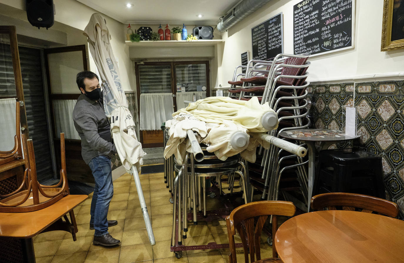 Algunos bares se animaron a abrir el mismo martes como el Campero de Gros. 