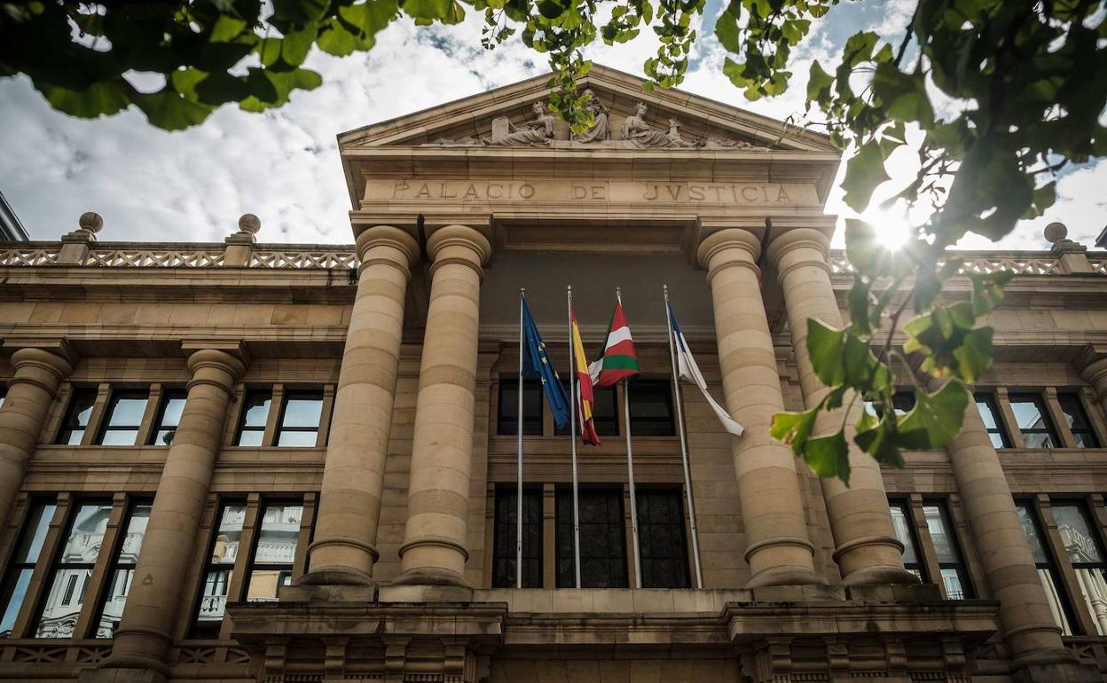 Suceso en San Sebastián: «Pensaba que eran puñetazos, pero eran puñaladas»