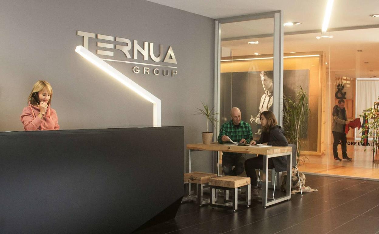 Oficinas de Ternua Group en Arrasate, donde la compañía de ropa deportiva y complementos tiene su sede central. 