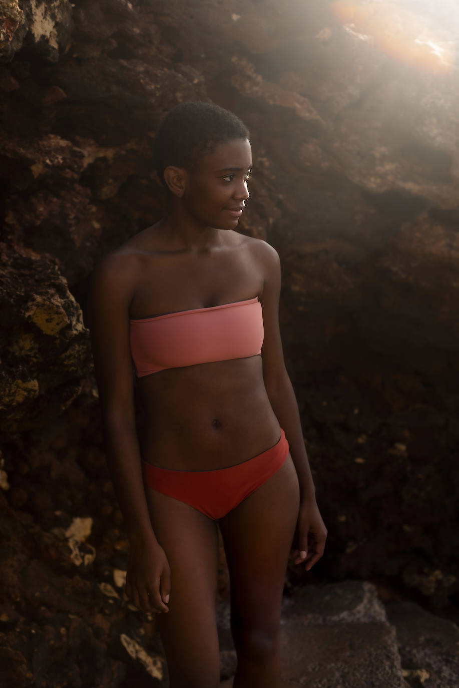 Compras uno pero en realidad te llevas dos, tres, cuatro... porque cuando un bikini es reversible, te ofrece mil y una posibilidades dependiendo del diseño y la combinación. Y las marcas lo saben