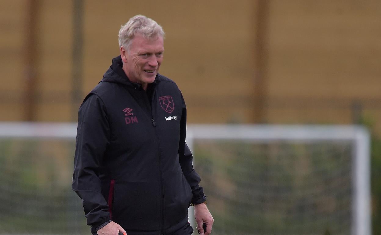 David Moyes, ayer durante el entrenamiento con el West Ham. 