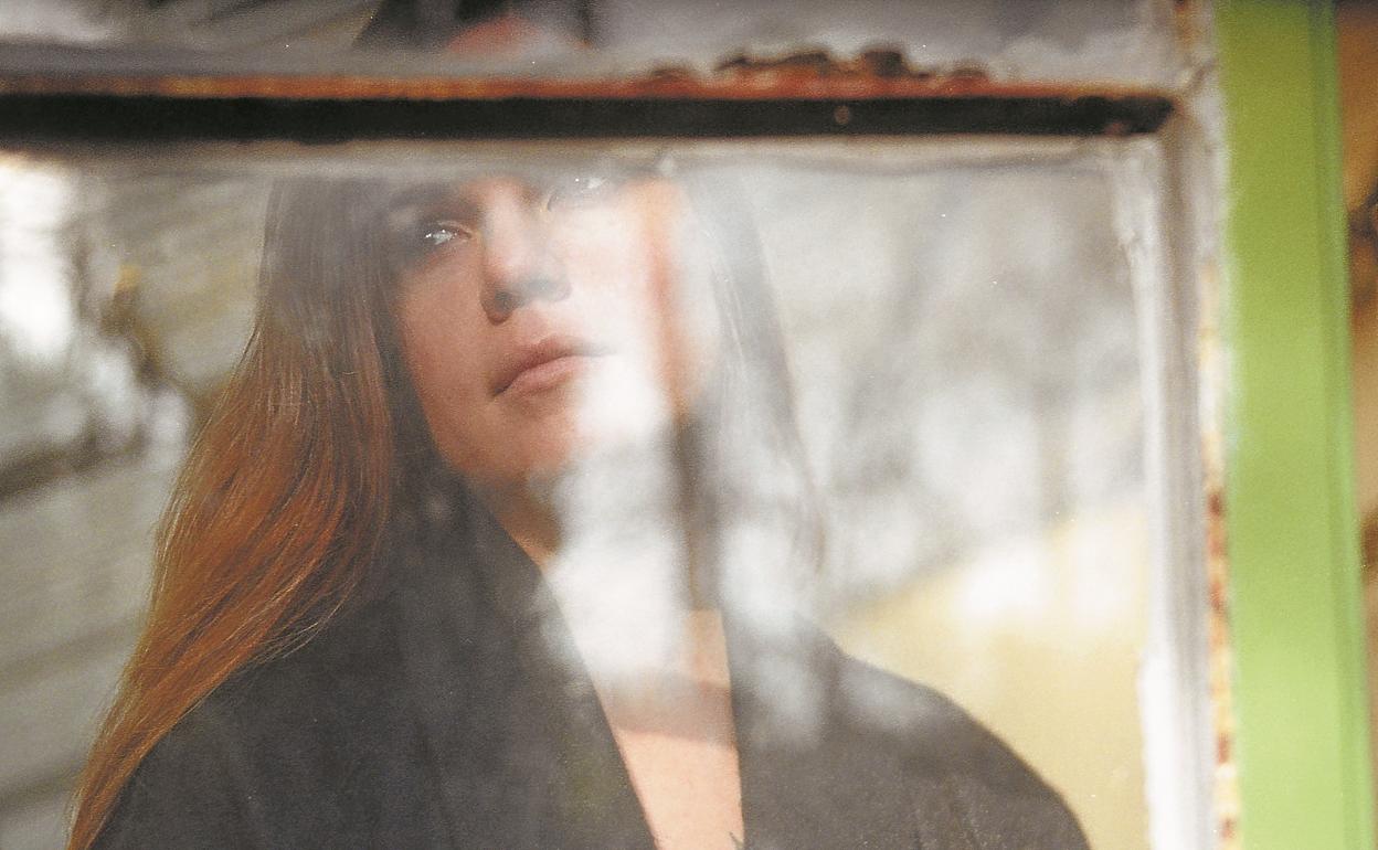 La artista donostiarra Sara Zozaya en una imagen promocional. 