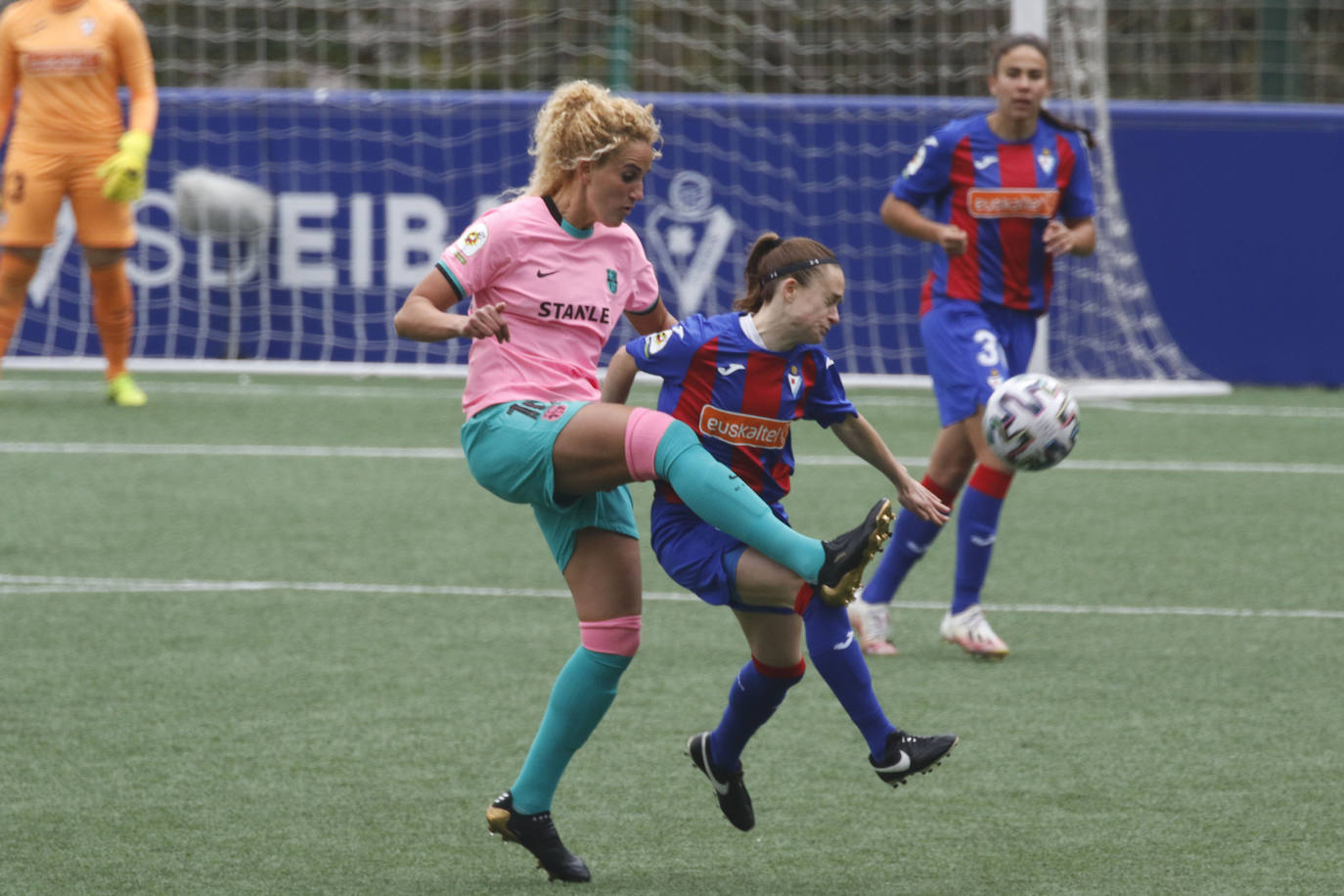 Las eibarresas han luchado frente a un rival que ha mostrado su efectividad 