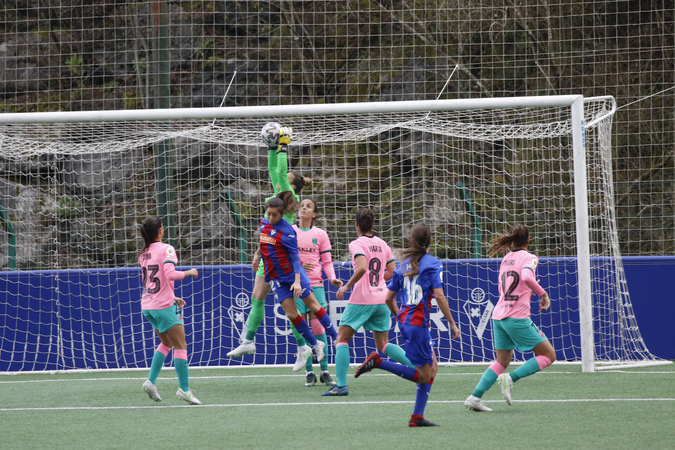 Las eibarresas han luchado frente a un rival que ha mostrado su efectividad 