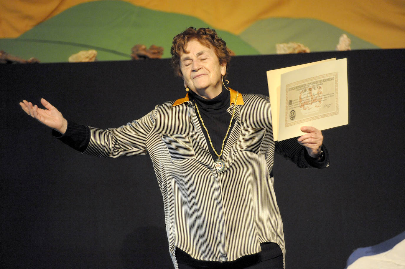 La titiritera y confundadora de Txontxongillo Taldea, Enkarni Genua, ingresa como socia de número en la Real Sociedad Bascongada de Amigos del País