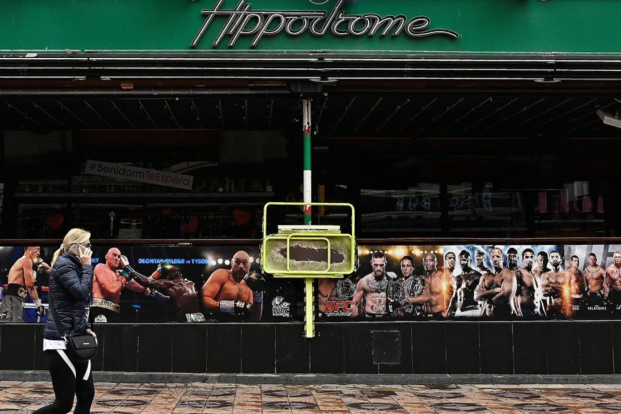 El anuncio de la reactivación de los viajes del Imserso y la apertura del Reino Unido a partir de mayo alienta la esperanza del sector hotelero y la restauración