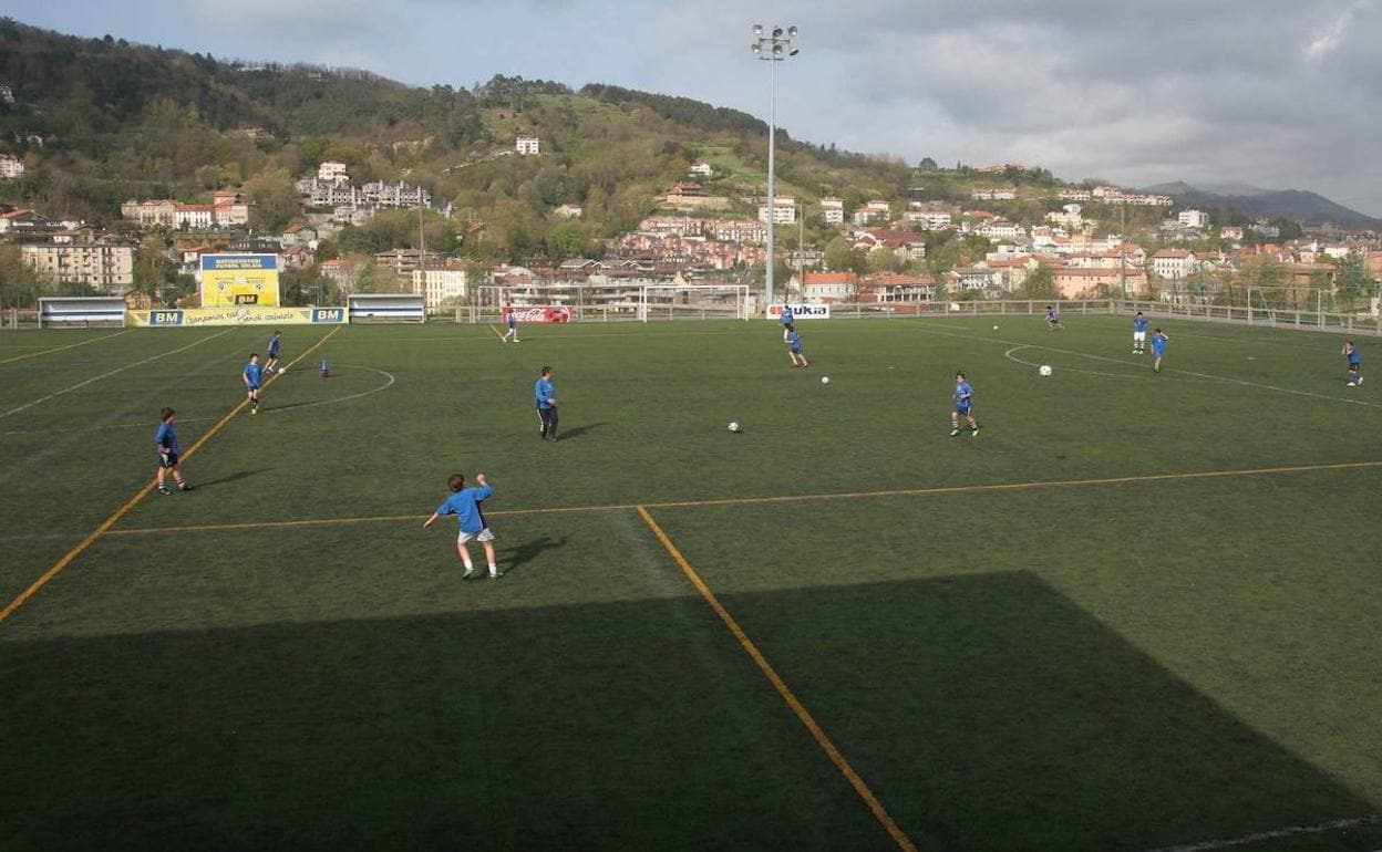 Las instalaciones deportivas del campo de Matigoxotegi, en Donostia.