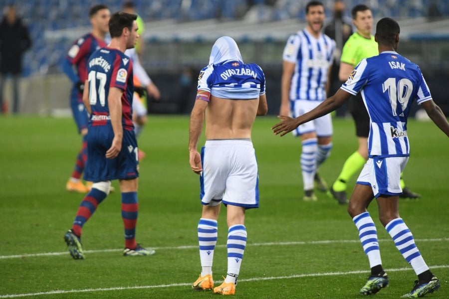 Fotos: Real Sociedad-Levante, en imágenes