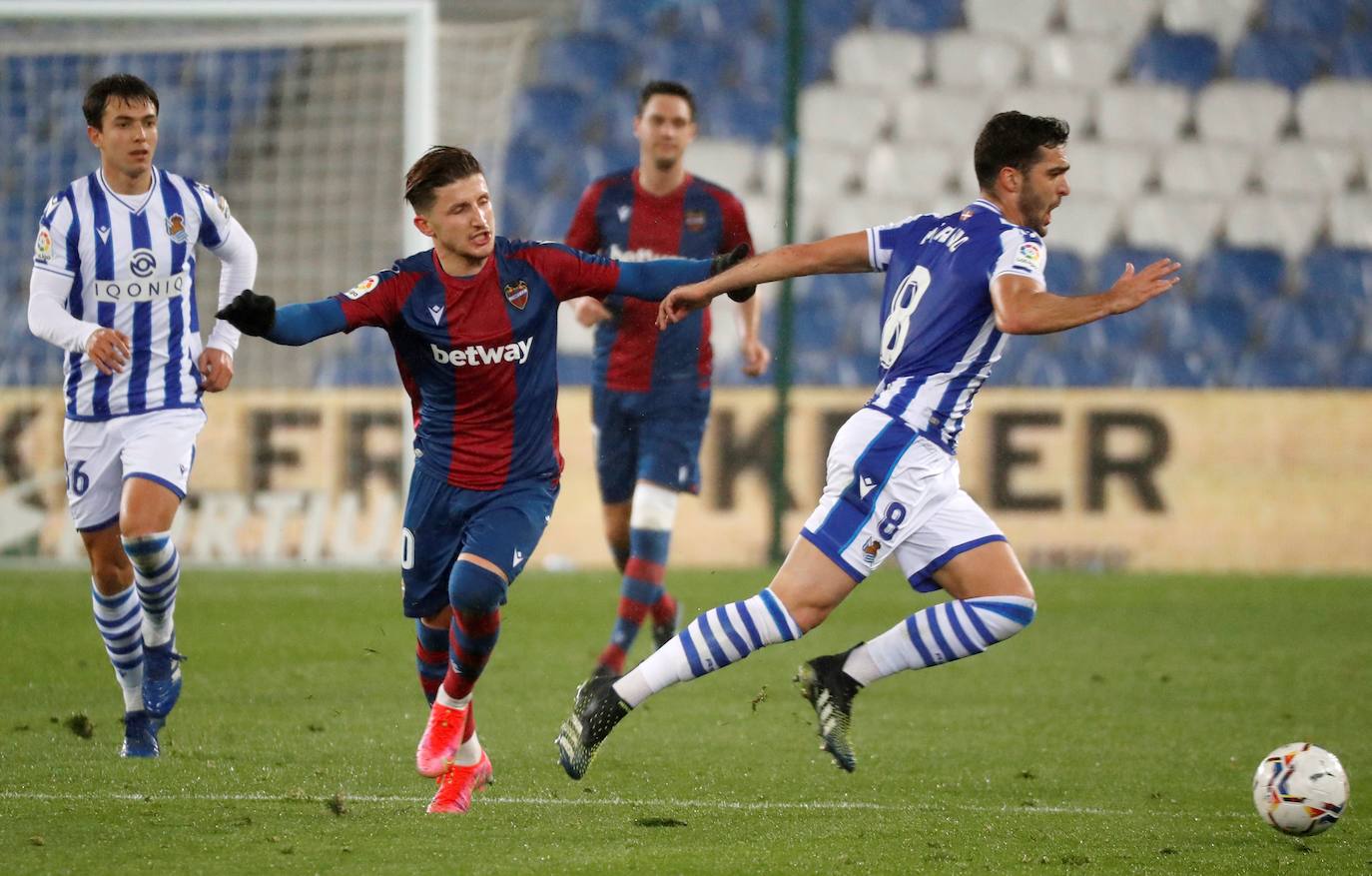 Fotos: Real Sociedad-Levante, en imágenes