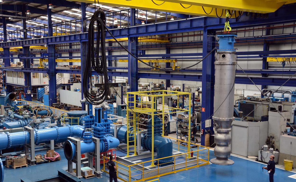 Continúa la recuperación de empresas en Euskadi, aunque todavía hay 1.400 menos que hace un año