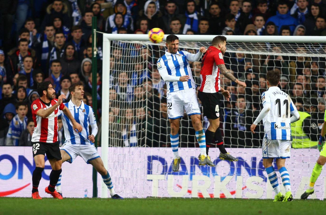 LaLiga baraja el 7 de abril para el derbi en Anoeta, cuatro días después de la final de Copa