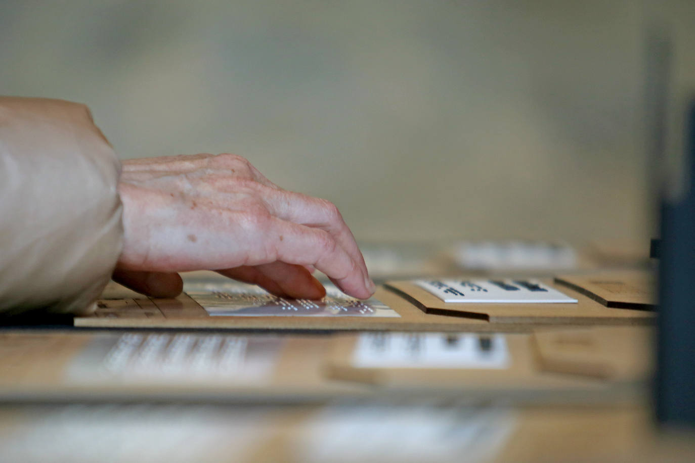 Una original iniciativa basada «en la empatía y la innovación» aúna a los estudiantes de formación profesional de Ortzadar, la ONCE, Chillida Leku y la Fundación Orange. 