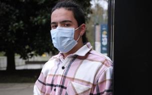 «Lo que más me fastidia es no poder juntarnos más de cuatro personas; eso nos limita porque a esta edad las cuadrillas son grandes»