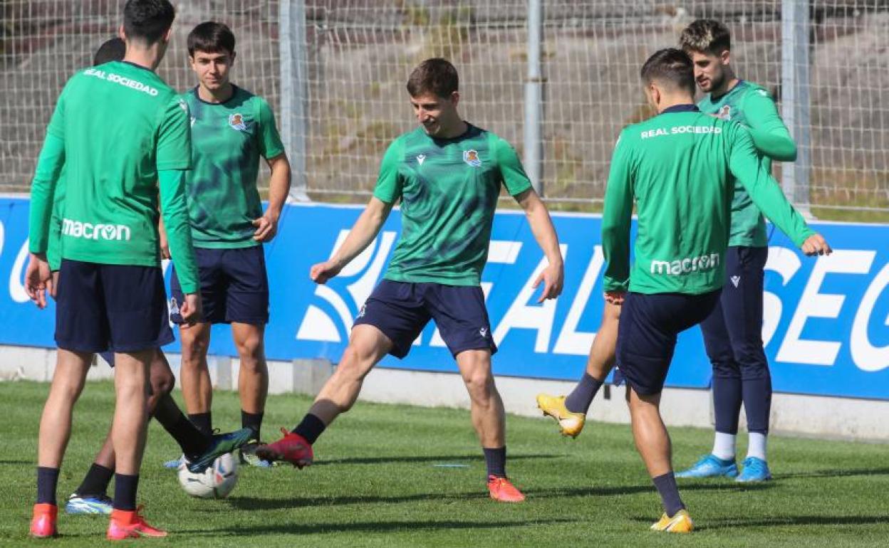 Aihen no entró en la convocatoria por una lesión en el aductor