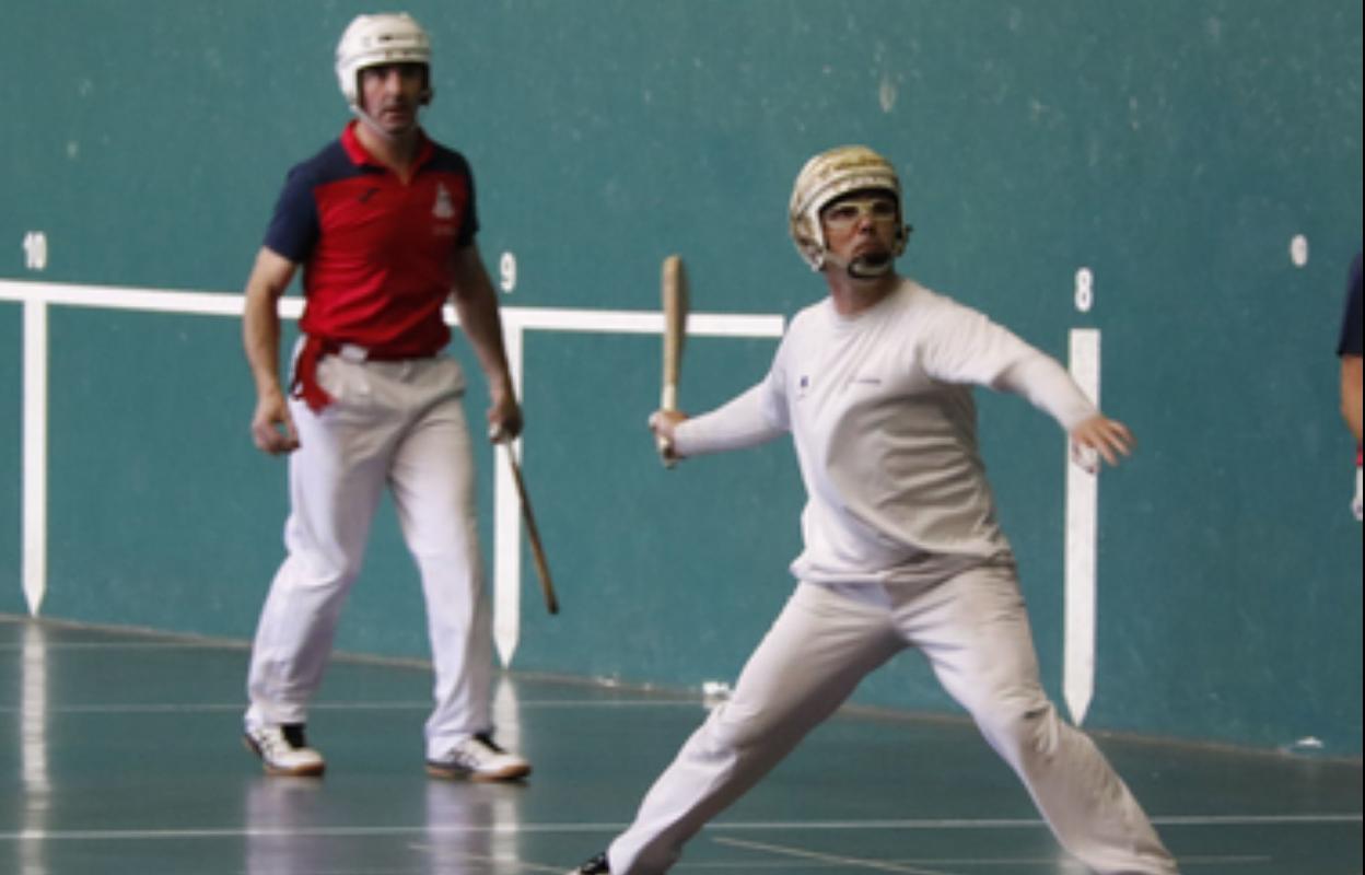 Entrenamiento del club de pelota La Coruña en Aldats | El Diario Vasco