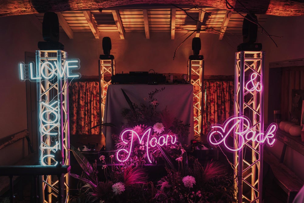 Esta vasca abogó por la practicidad de un look nupcial desmontable que se adaptaba a los distintos momentos de la celebración