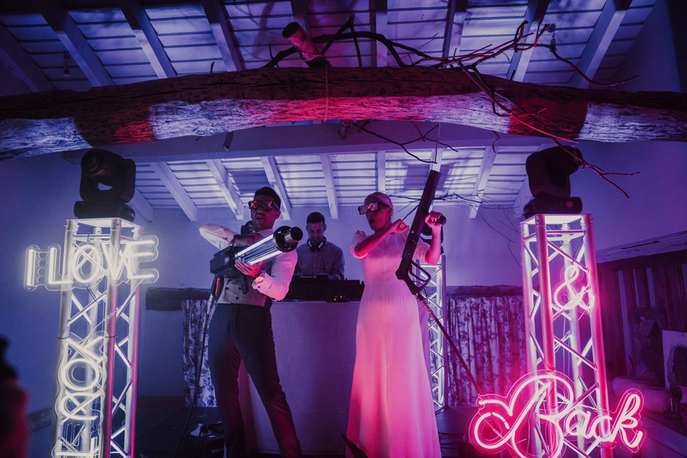 Esta vasca abogó por la practicidad de un look nupcial desmontable que se adaptaba a los distintos momentos de la celebración