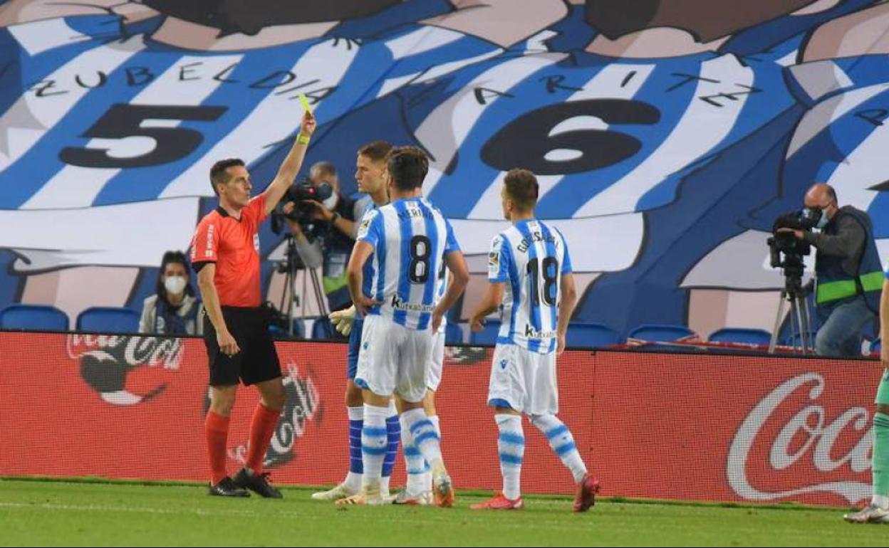 Estrada Fernández, árbitro de la Final de Copa, ha estudiado técnica y tácticamente a Real Sociedad y Athletic