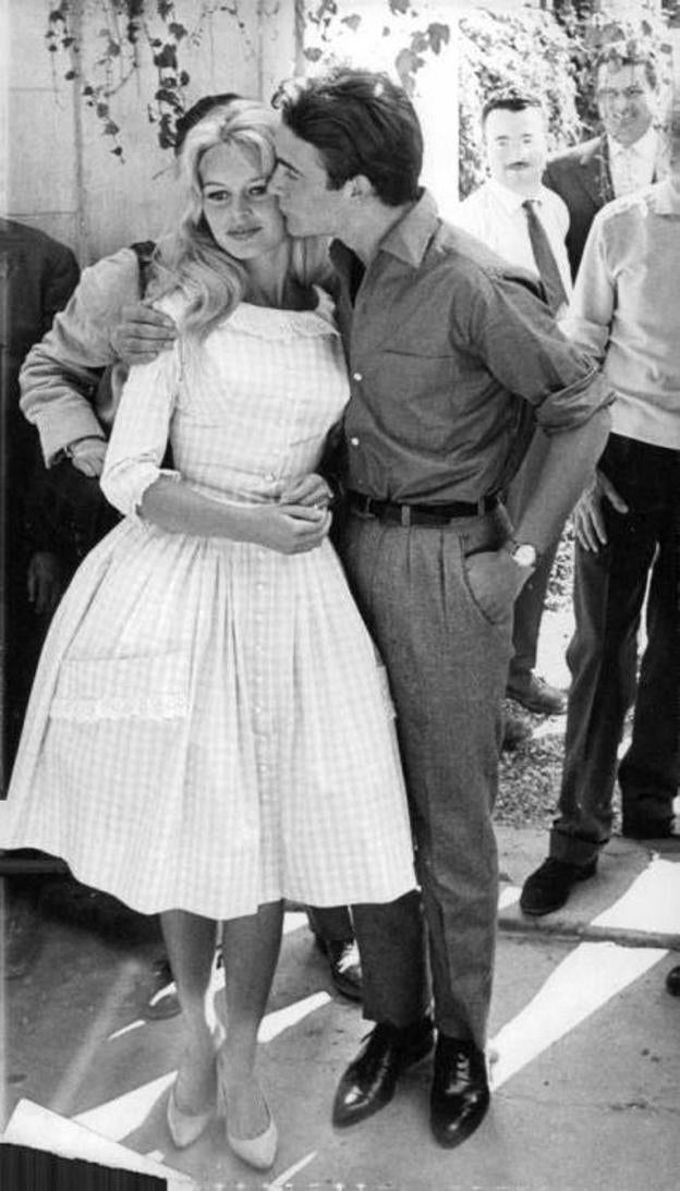 Pinterest Brigitte Bardot y Jacques Charrier en su boda en 1959. / PINTEREST