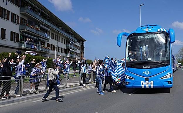 Imagen principal - Real Sociedad: Directo | La Copa ya está en Gipuzkoa