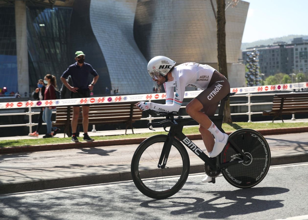 La Itzulia 2021 ha comenzado este lunes con una crono en Bilbao