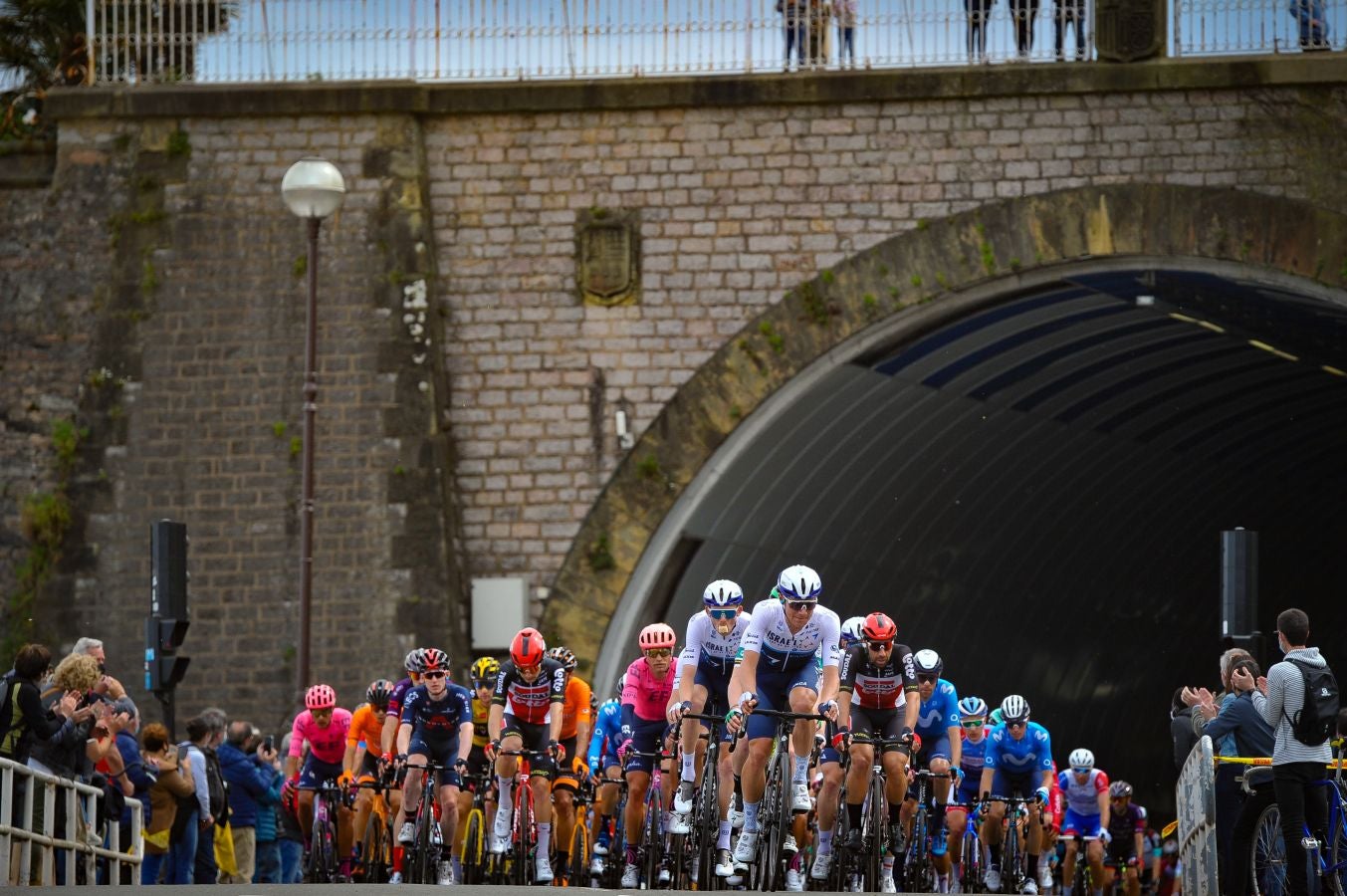 El recorrido entre Hondarribia y Ondarroa podría permitir la primera llegada al sprint de la carrera. 