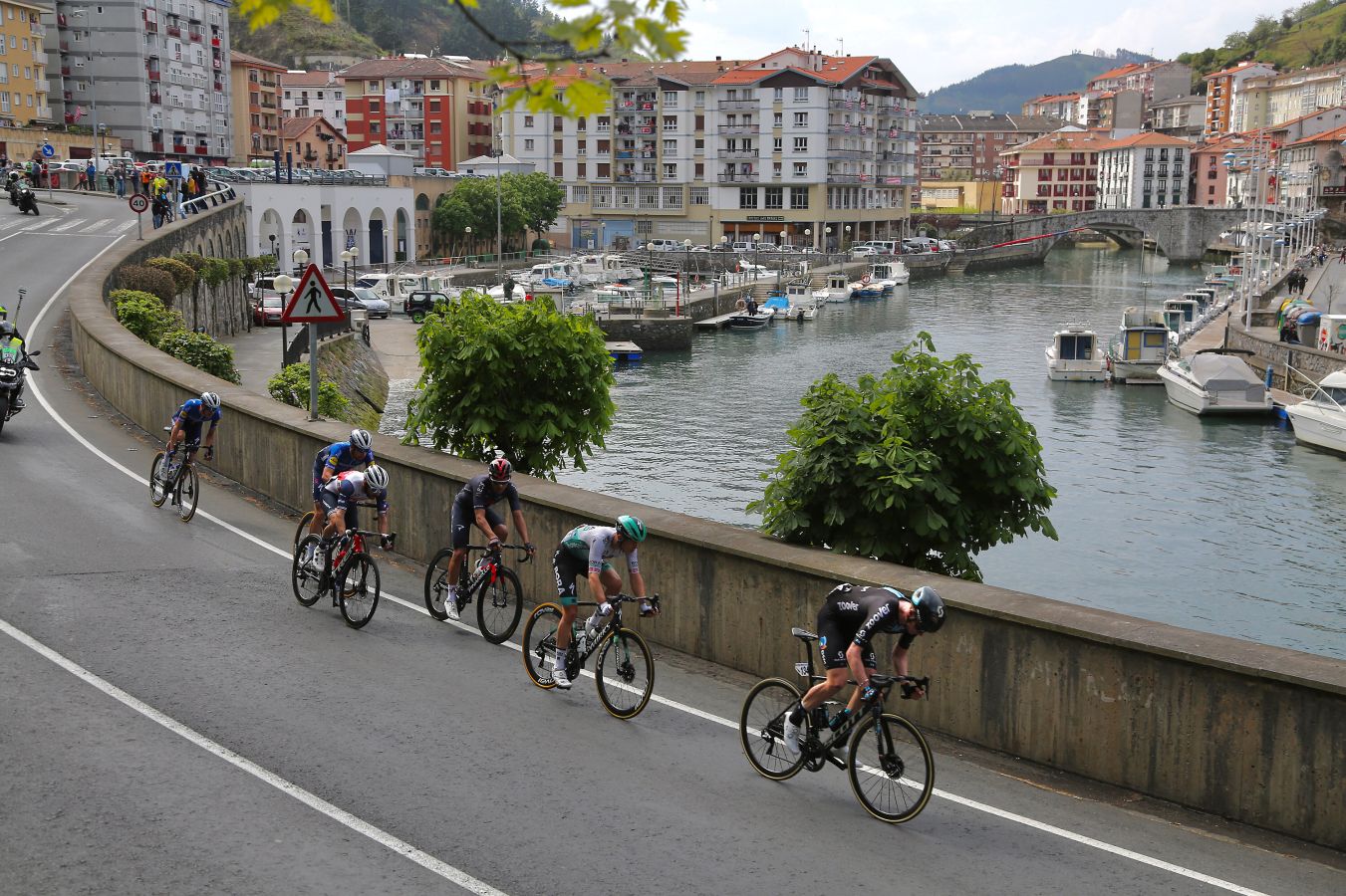 El recorrido entre Hondarribia y Ondarroa podría permitir la primera llegada al sprint de la carrera. 