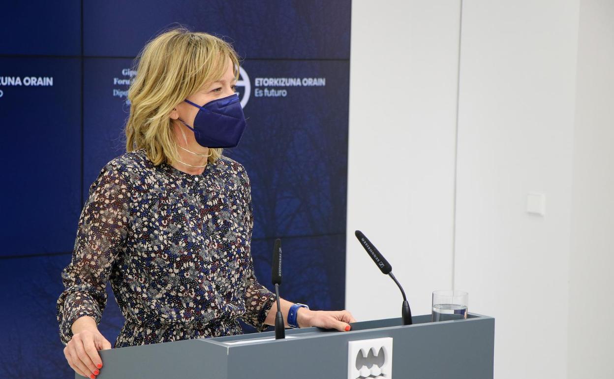 La portavoz foral, Eider Mendoza, durante la comparecencia de esta mañana tras el Consejo de Gobierno. 