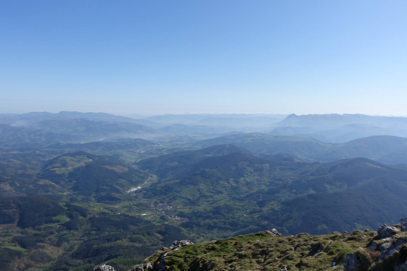 Recorrido por el Aizkorri hasta una de sus cimas, Aitxuri