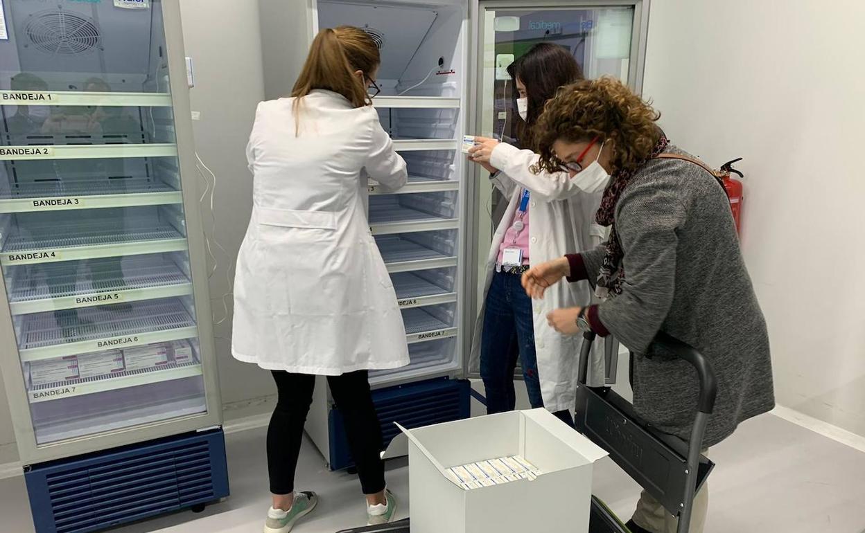 Las primeras unidades de Janssen llegan al almacén de Bexen en Hernani.