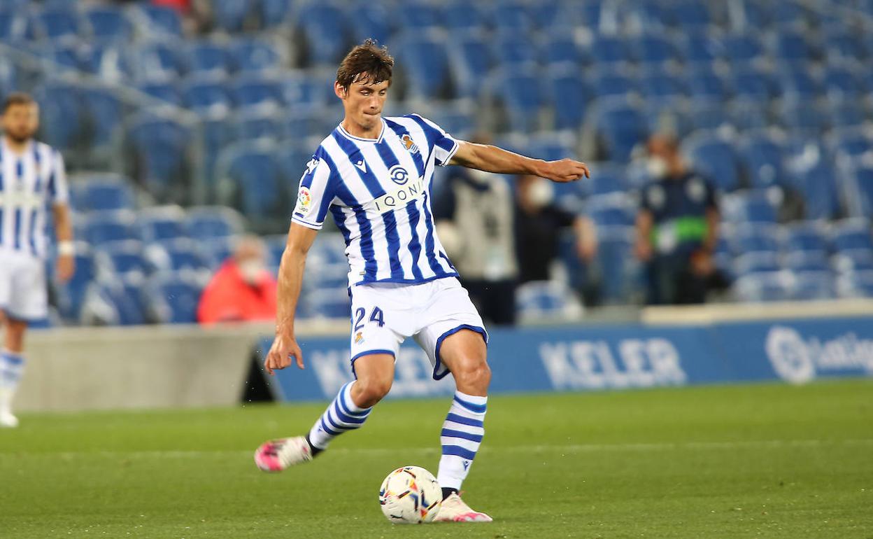 Real Sociedad: Las lesiones de Igor Zubeldia y Robin Le Normand, menos graves de lo esperado