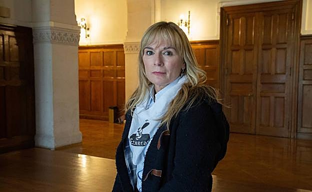 La portavoz de la asociación de familiares de presos de ETA, Patricia Vélez. 