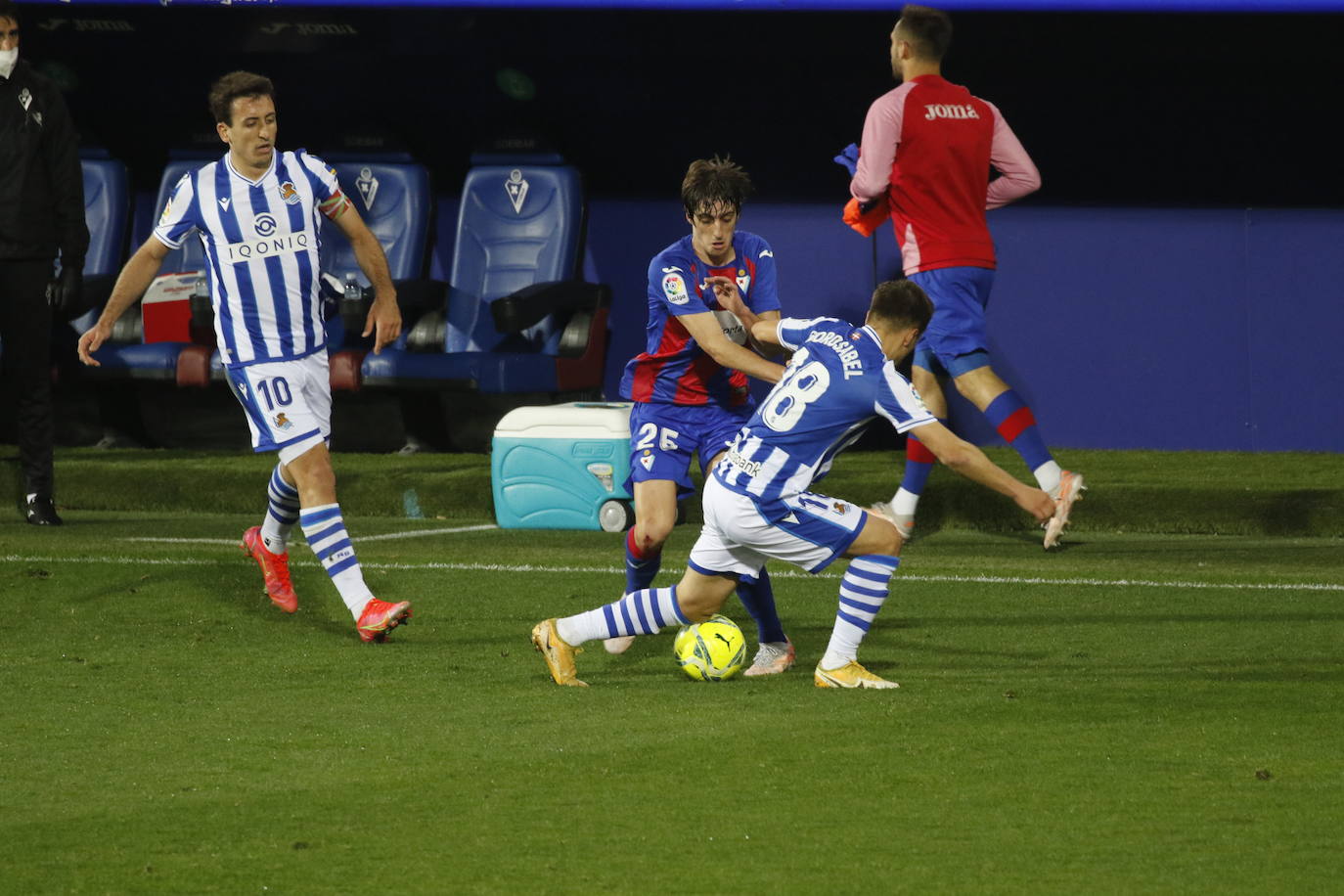 Fotos: Eibar- Real Sociedad en Ipurua