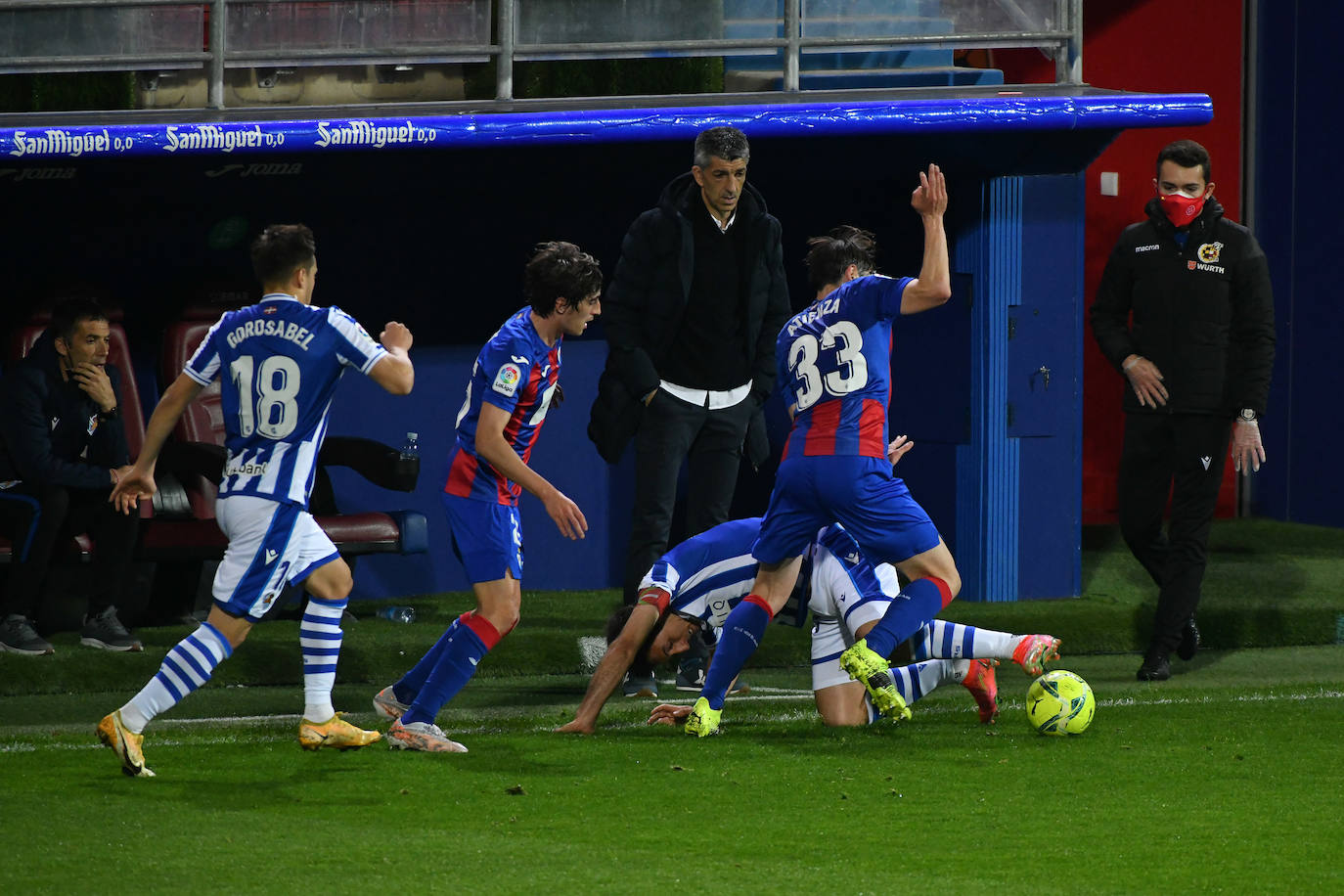 Fotos: Eibar- Real Sociedad en Ipurua