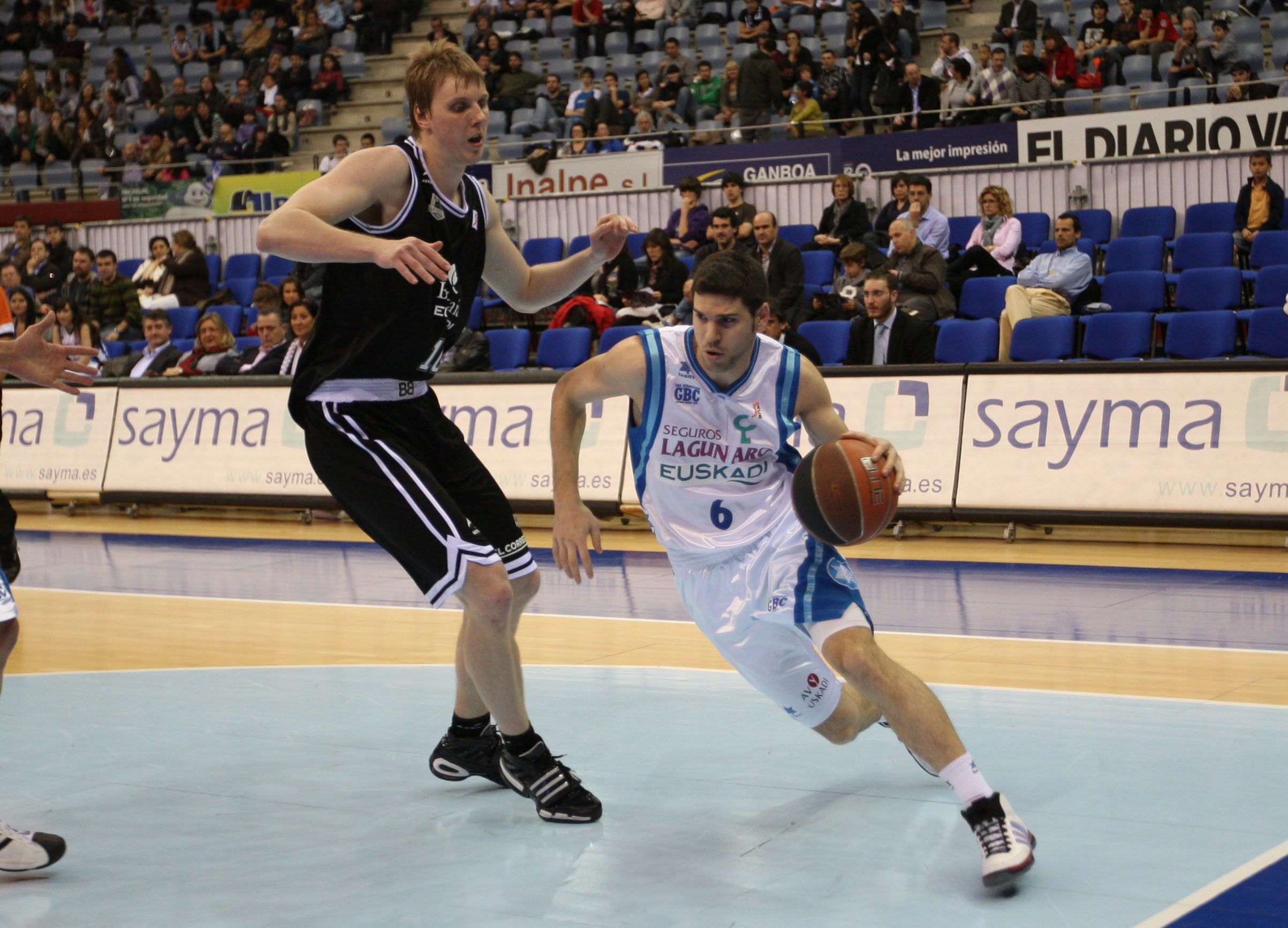 Fotos: Ricardo Uriz dice adiós al baloncesto