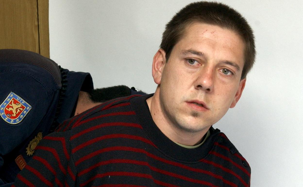 Mikel San Sebastián Gaztelumendi, 'Pottoko', a su llegada a España en 2008 tras ser, entregado por Francia. 