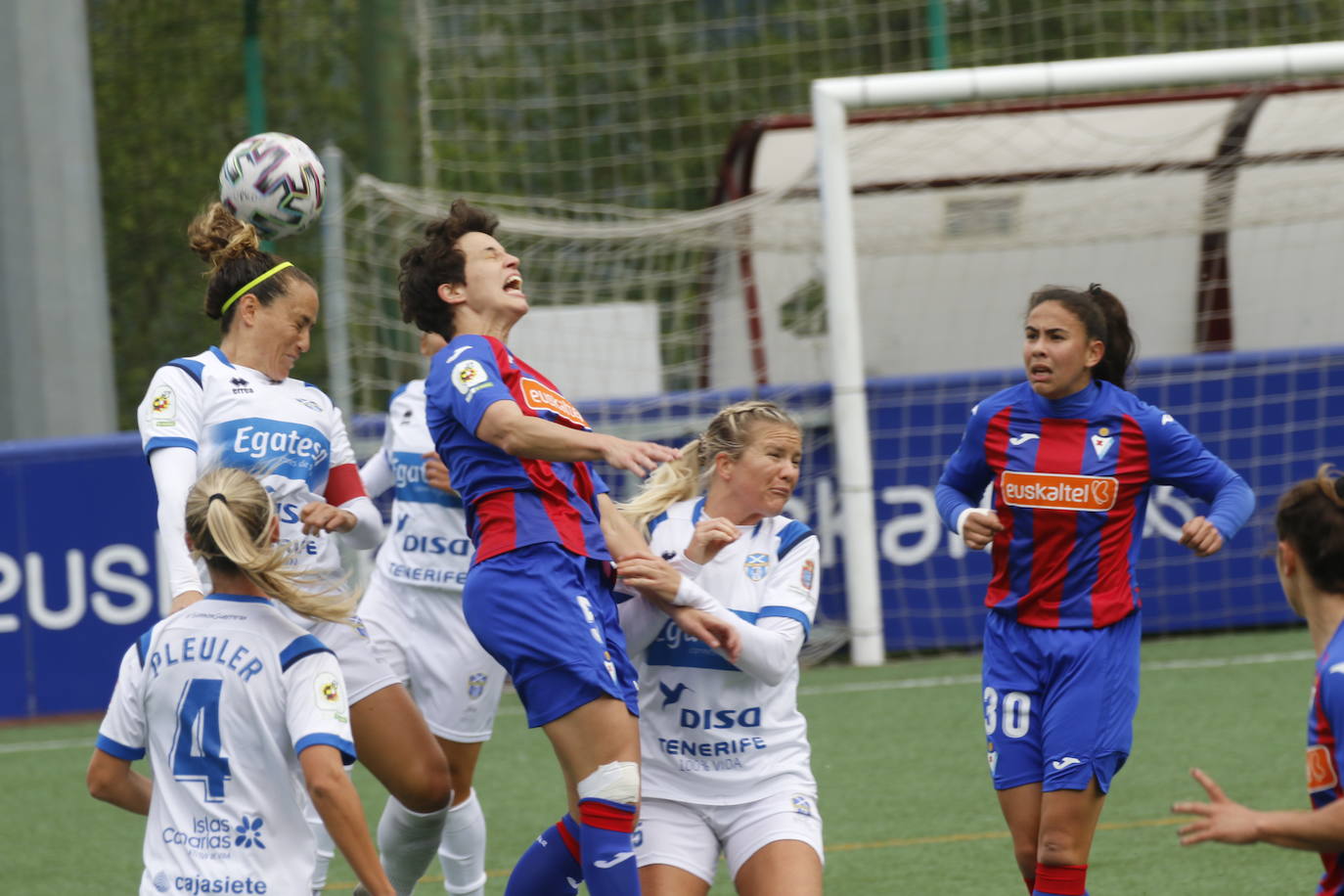 Jimena y Gantxegi han sido las goleadoras armeras. 