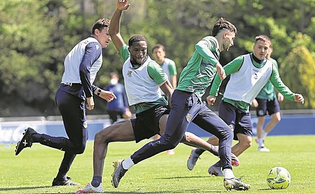 Carlos Fernández, más cerca de incorporarse al grupo