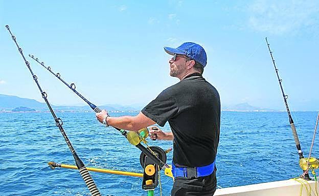 Las restricciones a la pesca recreativa desatan la indignación entre los aficionados