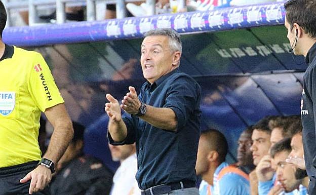 Rotar o no rotar, la gran duda de Escribá para mañana