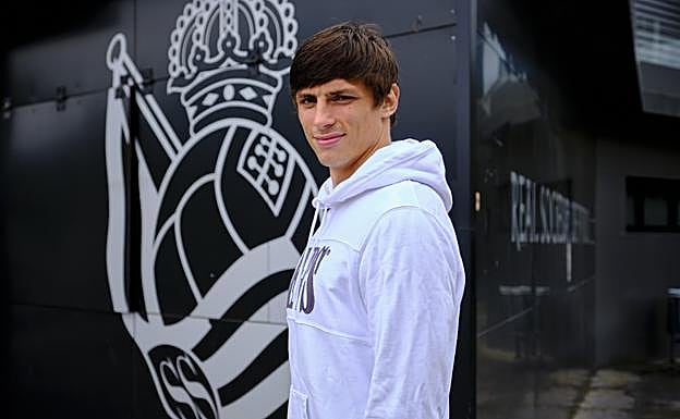 Robin Le Normand: «La Copa es la victoria de esa gente que me apoyaba cuando no me iba todo tan bien»