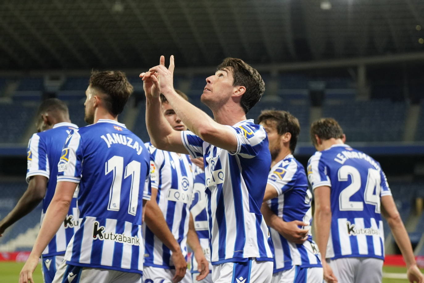 Fotos: Las mejores imágenes del Real Sociedad - Elche