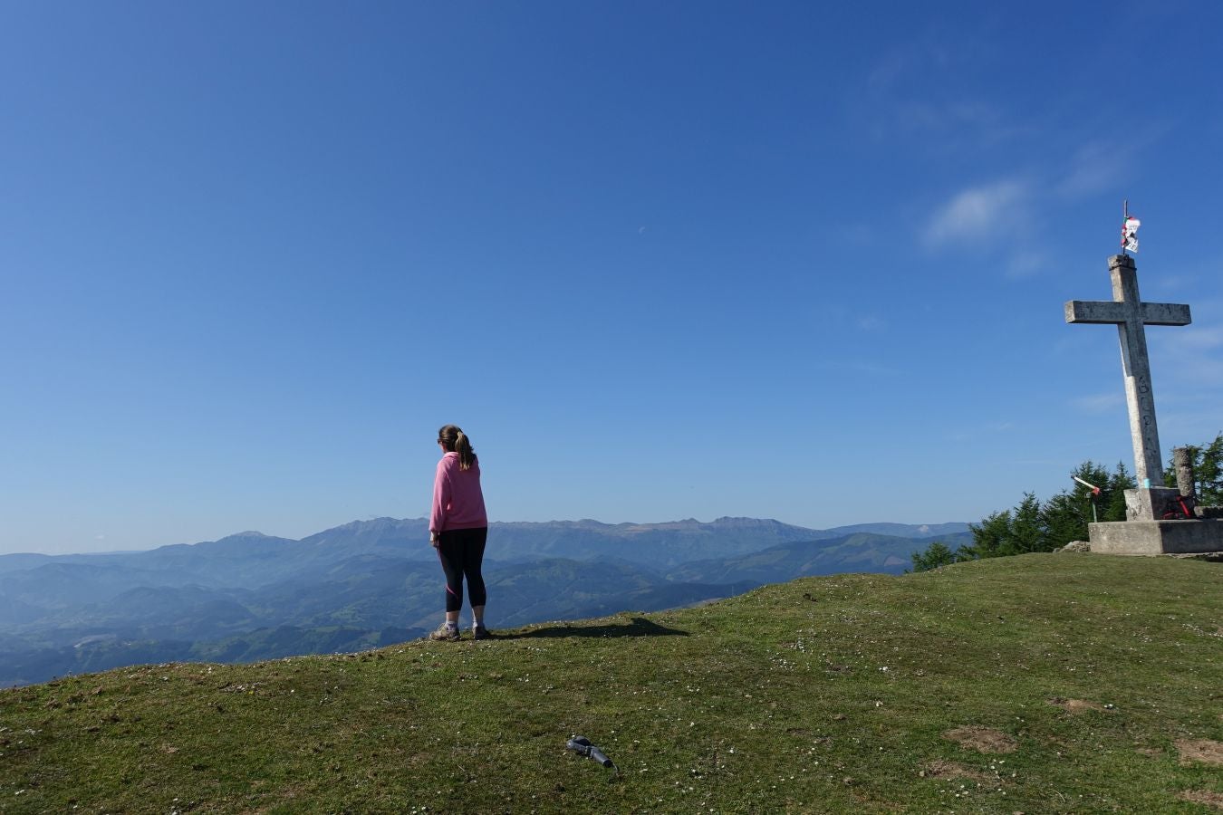 La cima del Alto Urola muestra algunas de las principales montañas de Gipuzkoa, llegando a Navarra